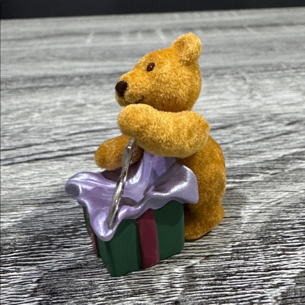 Hallmark | Merry Miniatures: 25th Anniversary Edition Teddy Bear Figures - Picture 11 of 16